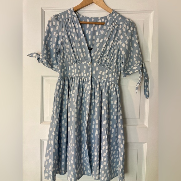 Vero Moda Petite exclusive tea dress in blue spot print NWOT - Picture 2 of 10